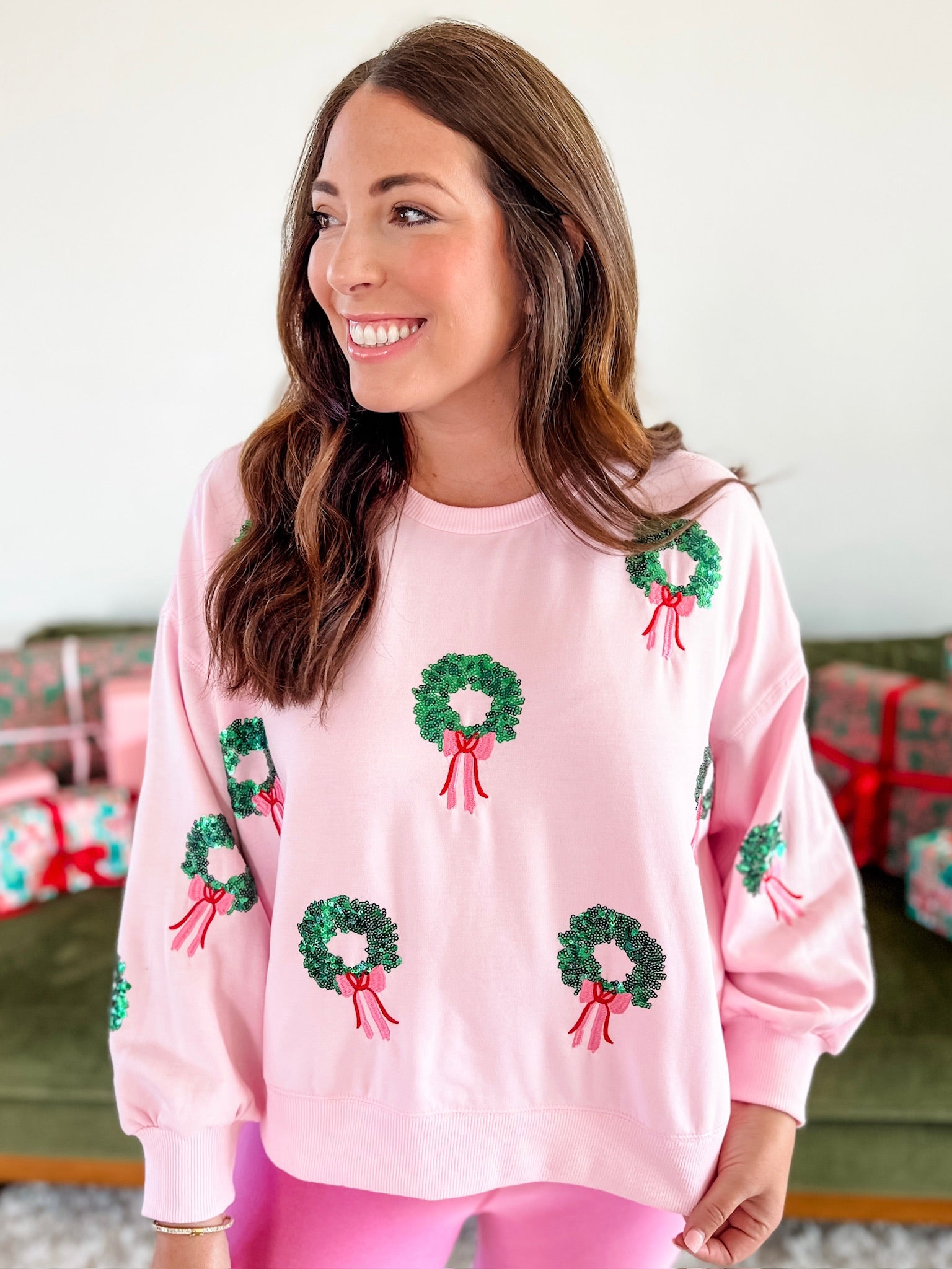 Joyful Garland Pullover