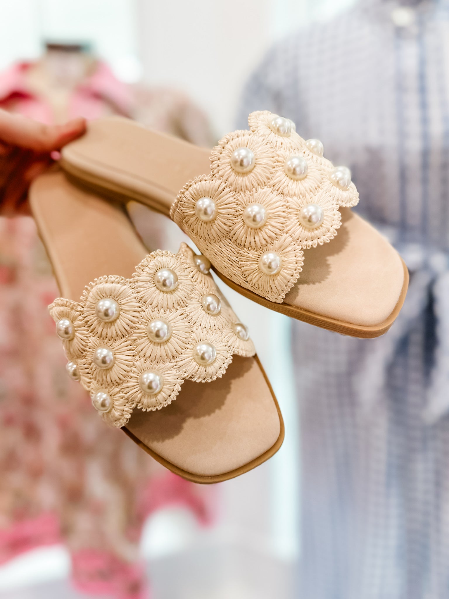 OASIS SOCIETY The Cathleen Ivory Pearl Raffia Sandal