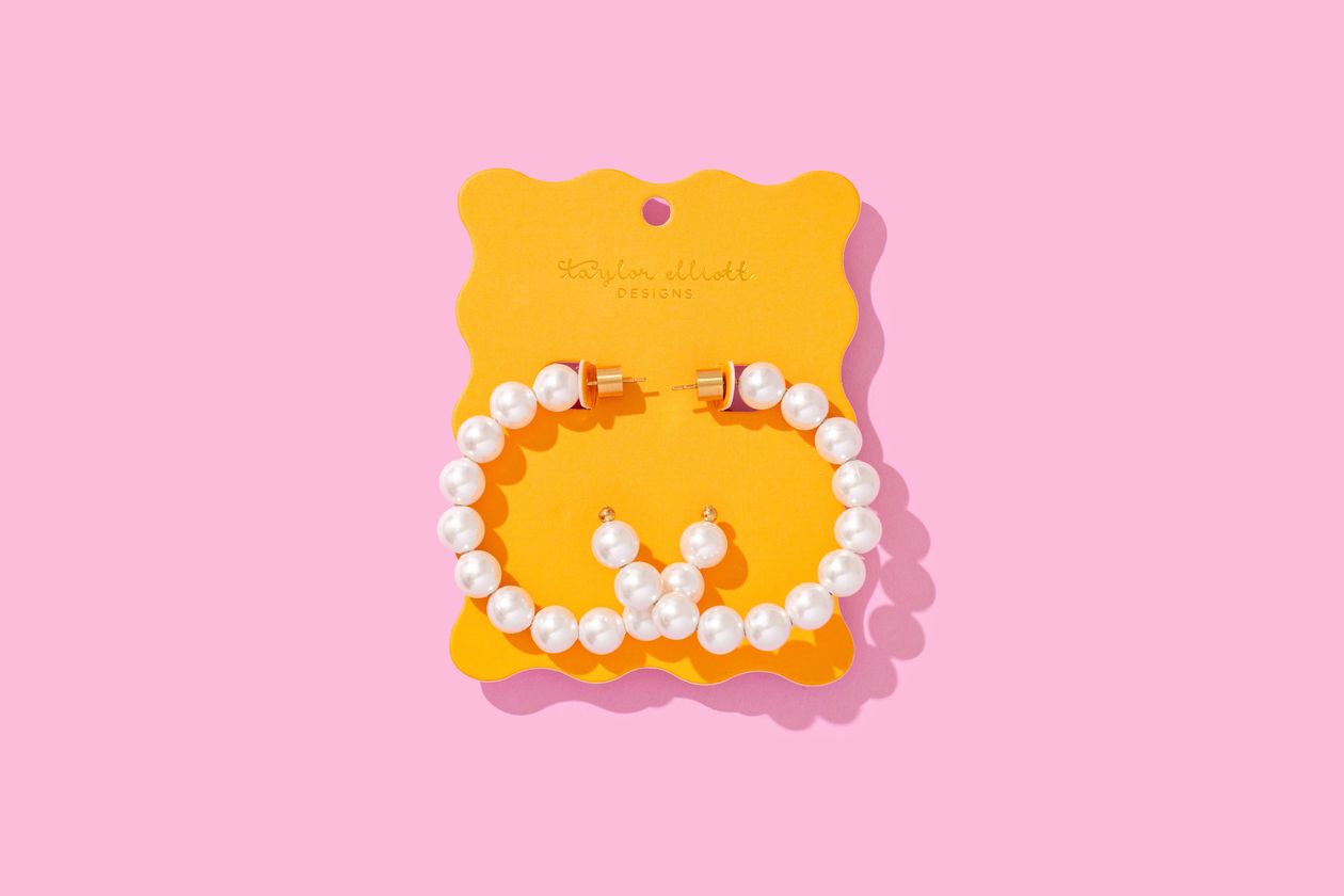 TAYLOR ELLIOTT DESIGNS Alice Hoop Earring